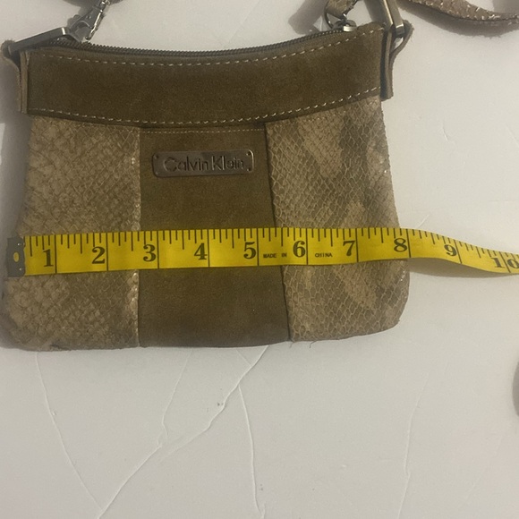 Calvin Klein mini crossbody bag - Picture 5 of 6